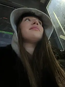 Sophie Avory online show from January 8, 3:03 pm