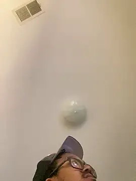 Snapshot of demonpt3 chatting on March 20, 3:45 am demonpt3 online show from March 20, 3:45 am