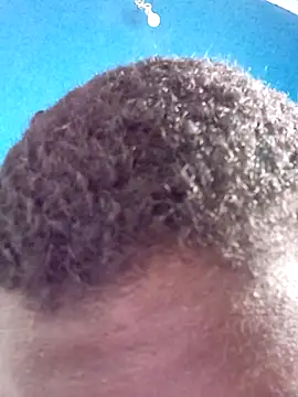 Snapshot of Jeanlaurent972 chatting on February 26, 6:21 pm Jeanlaurent972 online show from February 26, 6:21 pm