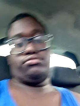 Snapshot of Jeanlaurent972 chatting on February 28, 2:20 pm Jeanlaurent972 online show from February 28, 2:20 pm