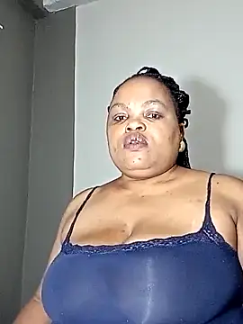 hugemelonsxxx online show from February 9, 6:05 pm