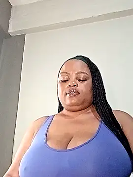 hugemelonsxxx online show from September 26, 11:03 am