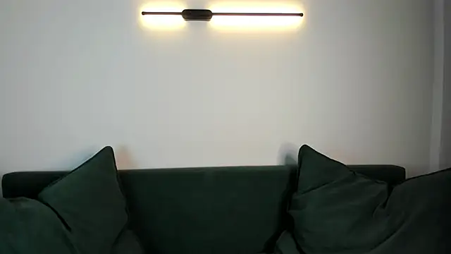 Lola Peach online show from September 20, 5:08 am