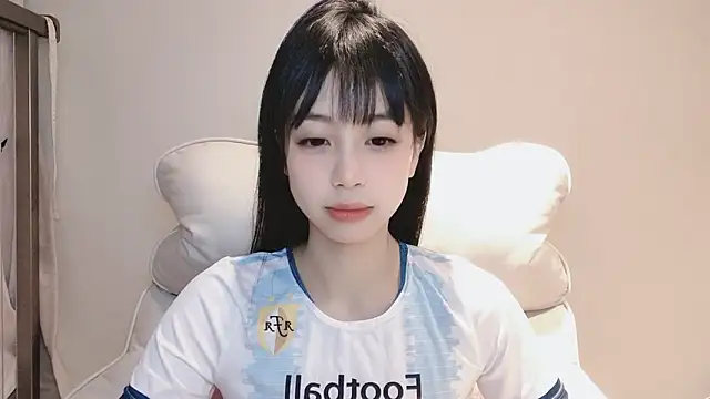 -Hottie online show from December 13, 3:11 pm