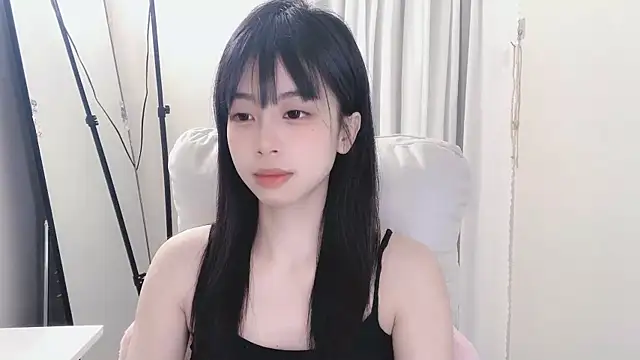 -Hottie online show from February 28, 3:37 pm