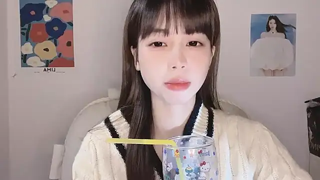 -Hottie online show from November 20, 4:07 pm