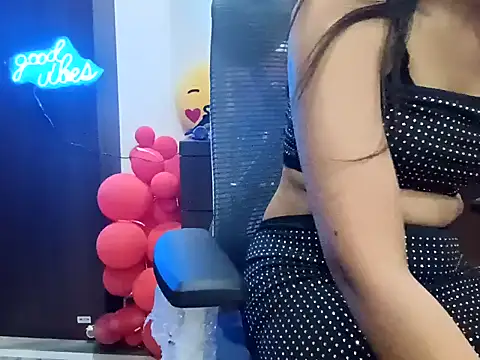 Snapshot of GoldnessAishu chatting on February 20, 7:08 pm GoldnessAishu online show from February 20, 7:08 pm