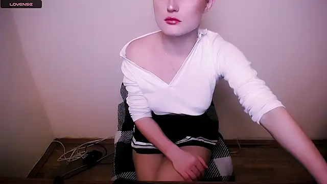 Felliciya online show from March 14, 9:57 am