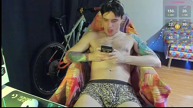 Joel-Pataki online show from April 15, 3:52 pm