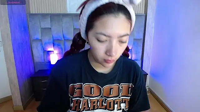 Snapshot of Mia_Rinn chatting on September 24, 1:14 pm Mia Rinn online show from September 24, 1:14 pm