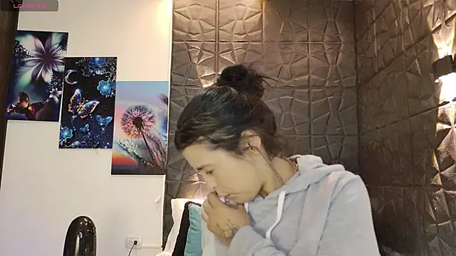 graceymilf666 online show from September 18, 11:12 am