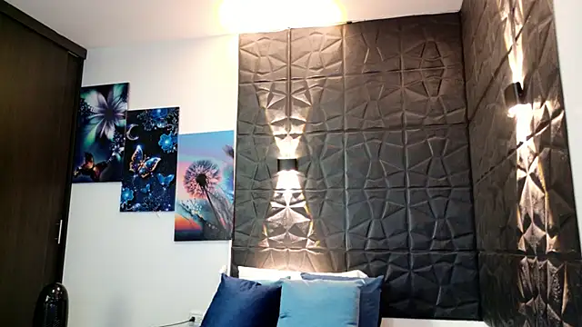 graceymilf666 online show from February 18, 12:01 pm