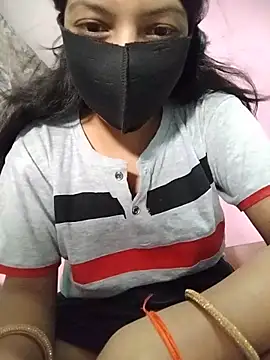 Hotty-Divya online show from June 16, 7:44 am
