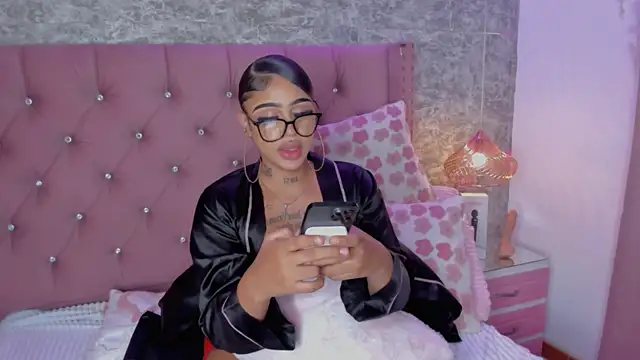 Mia Jansen online show from January 5, 5:27 pm