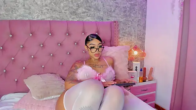 Mia Jansen online show from January 15, 1:37 pm