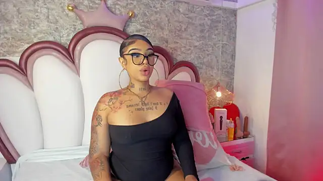 Mia Jansen online show from March 12, 1:39 pm