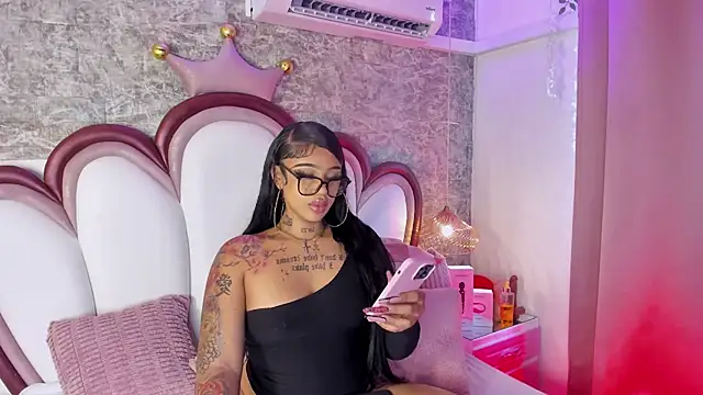 Mia Jansen online show from March 30, 1:23 pm