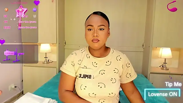 EmilyyStuart online show from February 2, 7:34 pm