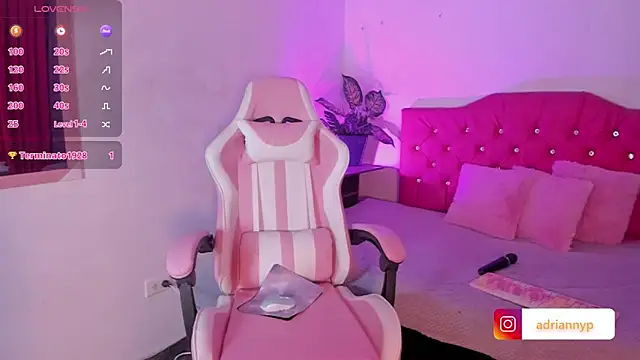 adriannyp 1 online show from December 12, 4:04 am