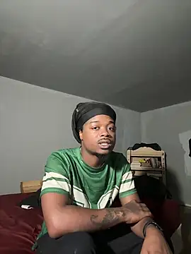 SluttyLyfe4L online show from December 18, 6:03 pm