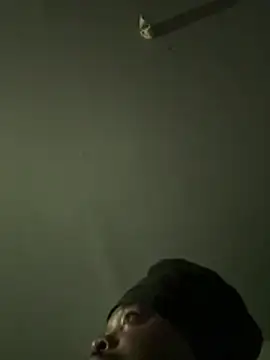 Snapshot of SluttyLyfe4L chatting on March 2, 11:17 am SluttyLyfe4L online show from March 2, 11:17 am