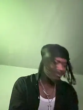 Snapshot of SluttyLyfe4L chatting on March 13, 2:56 pm SluttyLyfe4L online show from March 13, 2:56 pm