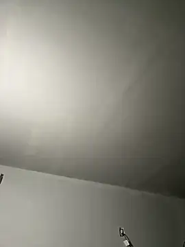 Snapshot of SluttyLyfe4L chatting on March 22, 9:40 pm SluttyLyfe4L online show from March 22, 9:40 pm