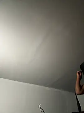 Snapshot of SluttyLyfe4L chatting on March 24, 11:54 pm SluttyLyfe4L online show from March 24, 11:54 pm