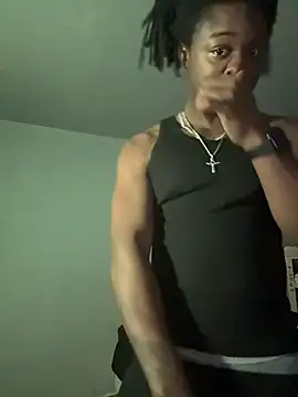 Snapshot of SluttyLyfe4L chatting on April 10, 8:02 pm SluttyLyfe4L online show from April 10, 8:02 pm