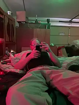 Snapshot of theoneandonlyniko chatting on December 24, 9:11 pm theoneandonlyniko online show from December 24, 9:11 pm