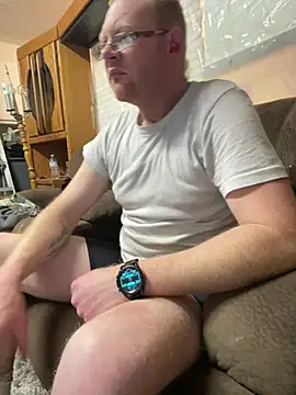 Snapshot of theoneandonlyniko chatting on February 24, 9:40 am theoneandonlyniko online show from February 24, 9:40 am