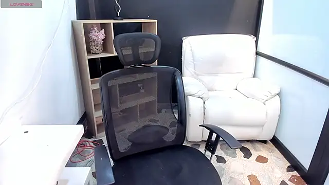 EmySilver online show from February 4, 2:43 pm