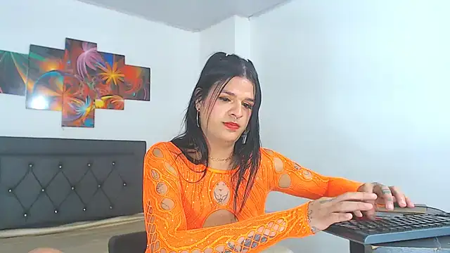 Snapshot of eloisaath chatting on March 20, 7:46 pm eloisaath online show from March 20, 7:46 pm