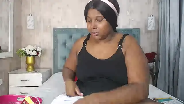 Alexa roussee online show from March 8, 10:45 pm