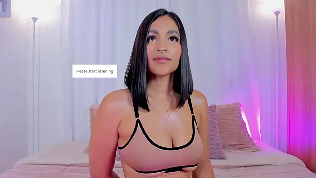 Snapshot of AishaPeyton chatting on April 29, 3:21 am AishaPeyton online show from April 29, 3:21 am
