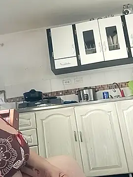 Madisonpalacio online show from February 24, 2:37 pm