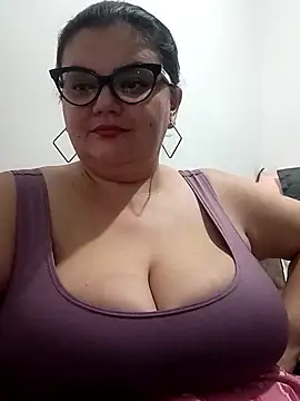 Madisonpalacio online show from October 22, 2:01 am