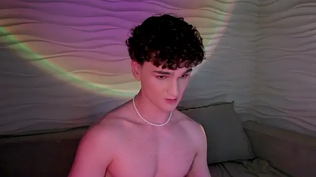 adam 21cm   online show from February 13, 10:54 pm