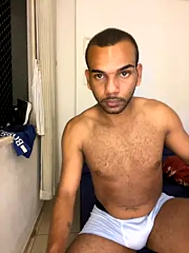 noahmarins online show from October 27, 1:53 am