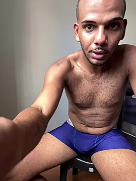 noahmarins online show from March 28, 4:17 pm