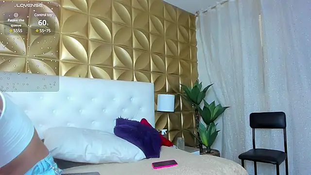 Snapshot of Sara-Smith- chatting on January 8, 12:26 pm Sara-Smith- online show from January 8, 12:26 pm