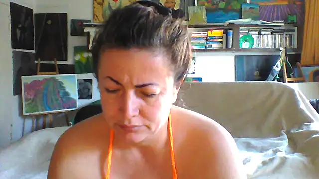 MariaAnaSunshine online show from October 18, 2:07 pm