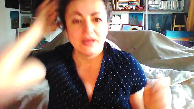 Snapshot of MariaAnaSunshine chatting on February 19, 6:42 am MariaAnaSunshine online show from February 19, 6:42 am