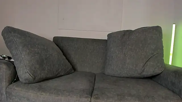 zoe roux21 online show from February 23, 2:07 am