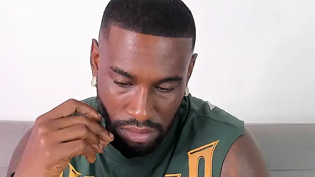 Snapshot of Dvid_Rullers chatting on September 12, 12:49 pm Dvid Rullers online show from September 12, 12:49 pm