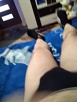 nudistu021 online show from April 12, 3:39 pm