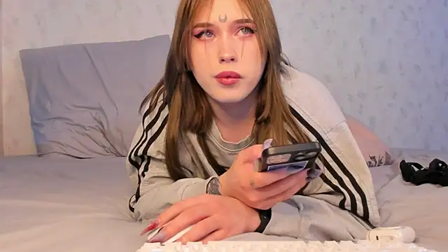 Spliti moon online show from February 9, 5:43 pm