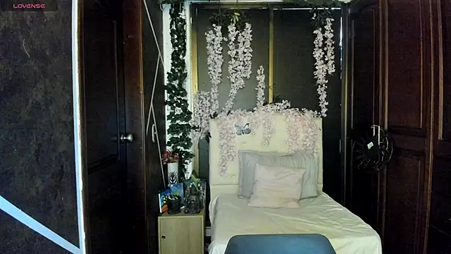 SexyNaf online show from September 10, 7:25 pm