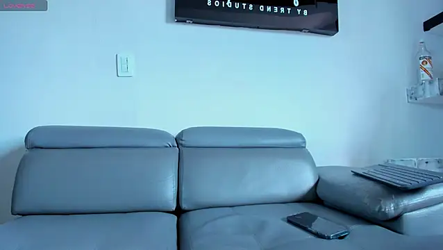 RoxyRoss  online show from January 23, 5:31 pm