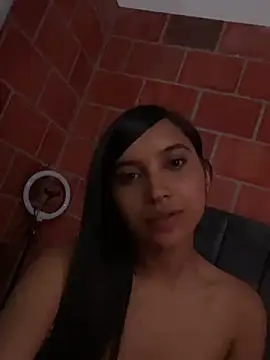 RoxyRoss  online show from March 16, 4:52 am